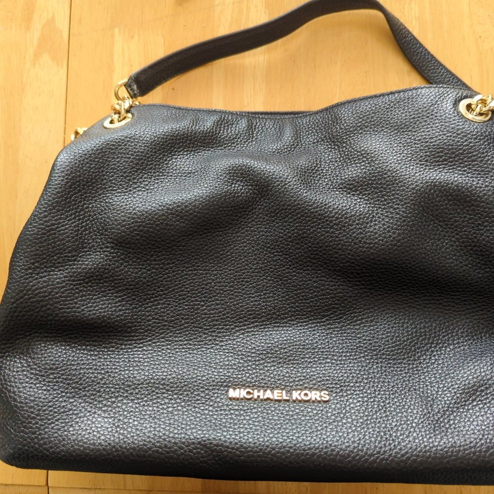 Michael Kors pocket book/handbag
